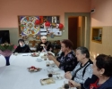 p. Teresa czyta życzenia od s. Teresilli CSSJ